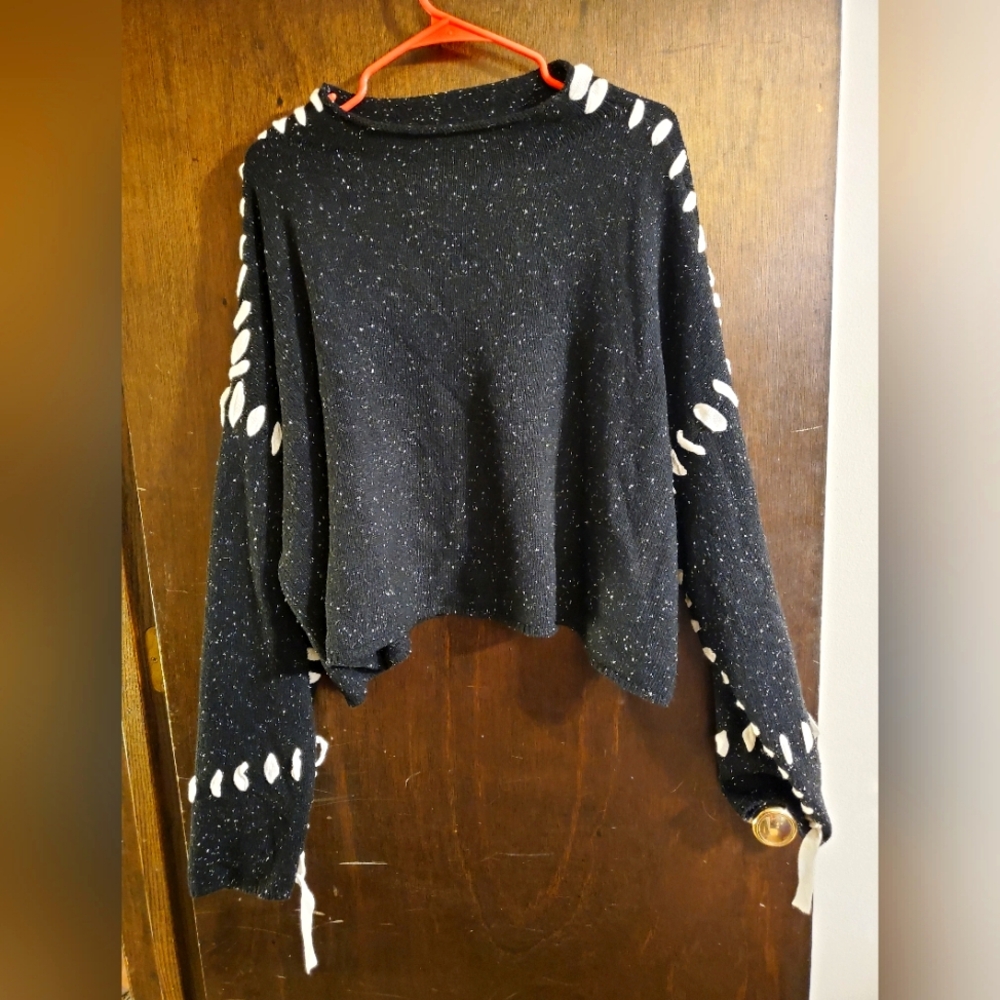 Dollskill Horoscopez Black And White Knit Sweater With White String Detail.